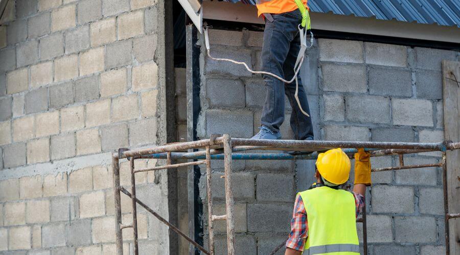 Expert Emergency Roof Repairs services in Gattman, MS